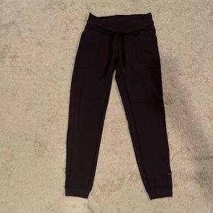 Black Lululemon joggers